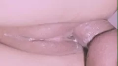 Jouer Petite brune se fait baiser grossièrement dans une vidéo maison intense