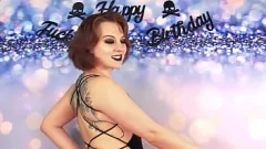 Putar Horny Milf merayakan ulang tahun dengan pengakuan nakal dan tampilan rampasan