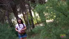 play سمراء الجبهة في شباك الصيد الحمراء امتصت في الهواء الطلق ومارس الجنس بقوة