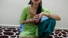 চালান বাড়িতে ধরা পড়েছে: জামাতা হিন্দি অডিও এক্সএক্সএক্সএক্স এইচডি-তে নোংরা আলাপের সাথে শাশুড়ী চোদা