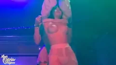 Putar Mia Marin dan Yamileth Ramirez mengalami pertemuan lesbian yang menarik di klub swinger Guadalajara