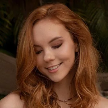 Bintang porno Princess Clover