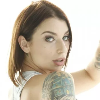 Pornostar Ivy Lebelle