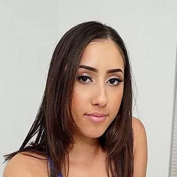 色情明星 Kira Perez