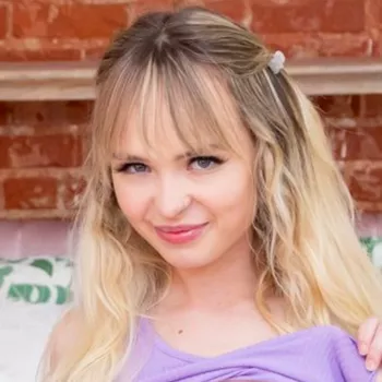 Star du porno Lilly Bell