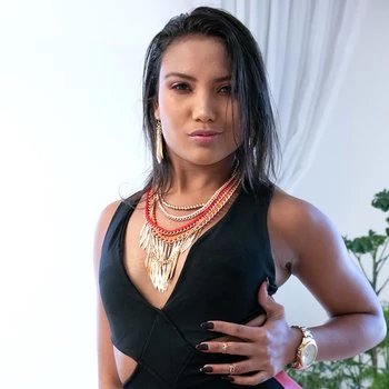 Pornoster Marcella Schultz