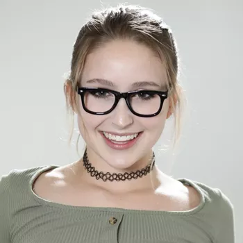 Porno Yıldızı Laney Grey