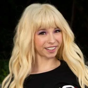 Porno Yıldızı Kenzie Reeves