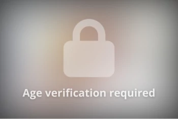 Порнозвезда Lilian Stone